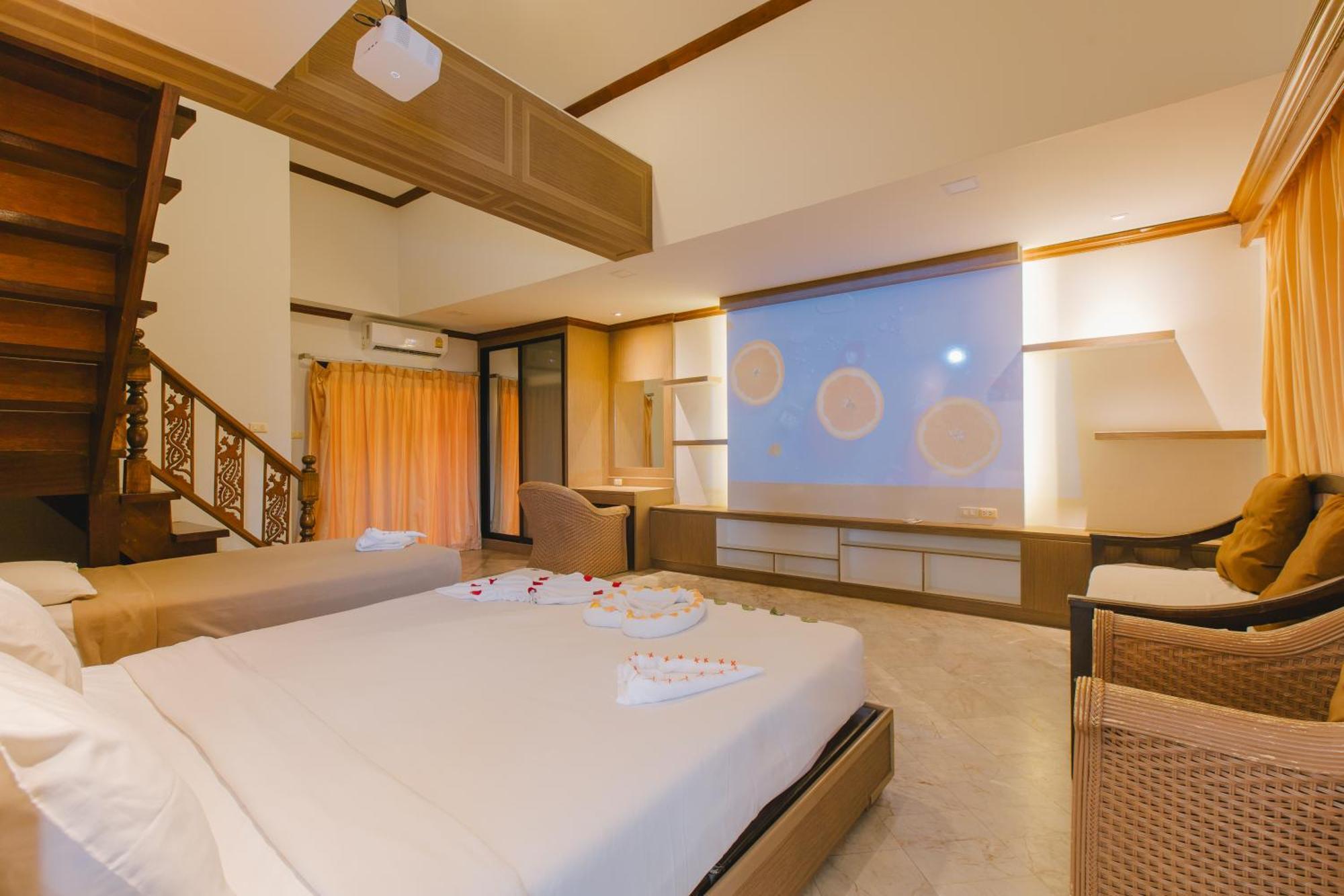 Royal Prince Residence Patong Exterior photo
