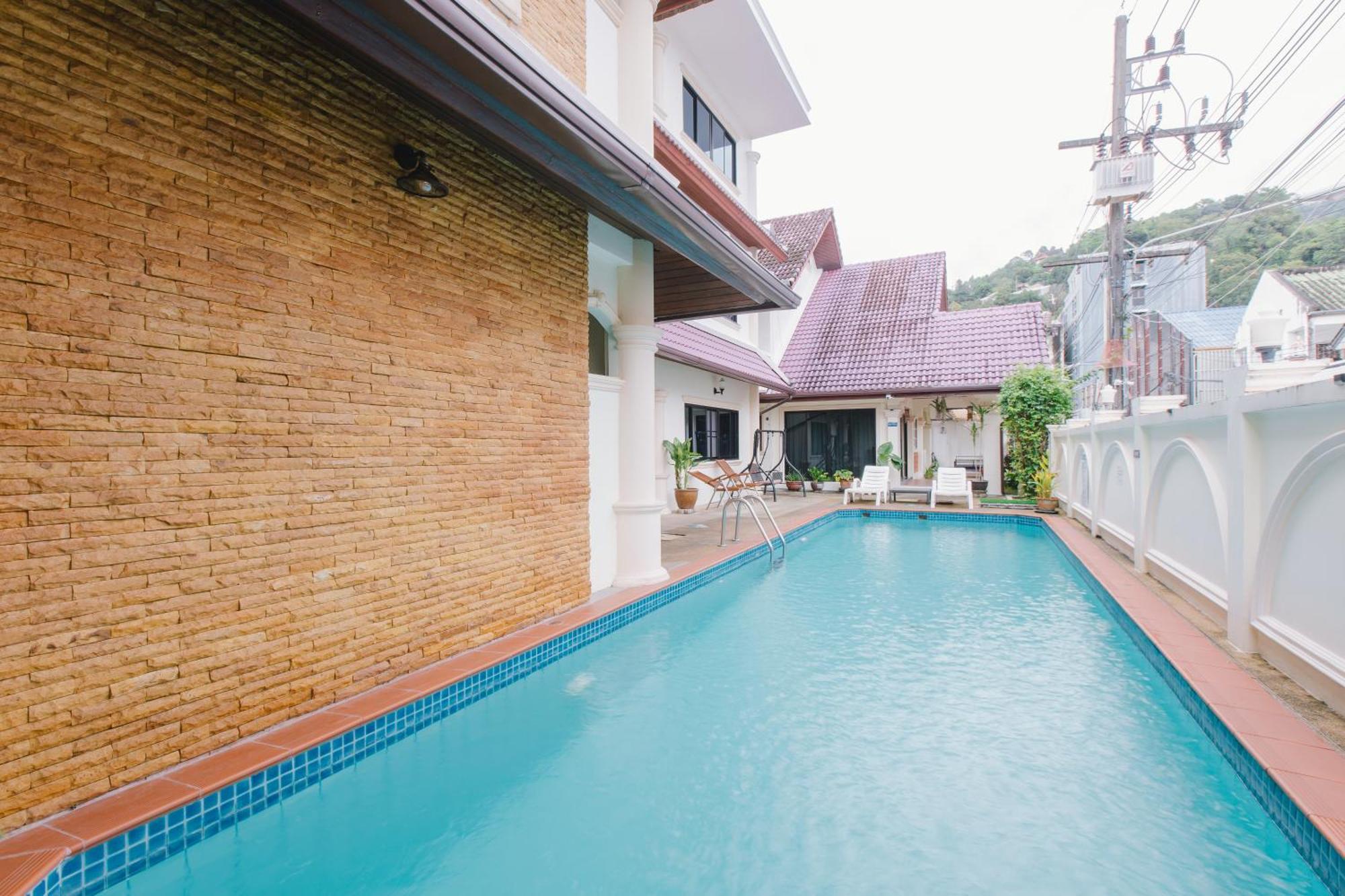 Royal Prince Residence Patong Exterior photo